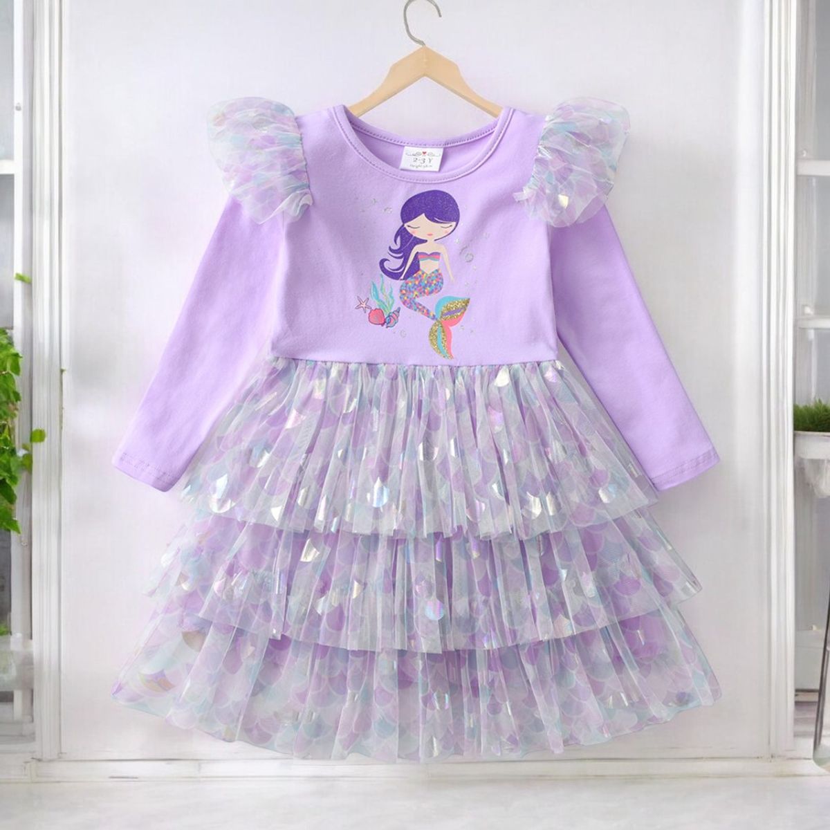 GENERICO - VESTIDO DE NIÑA DISEÑO SIRENITA CON CAPAS