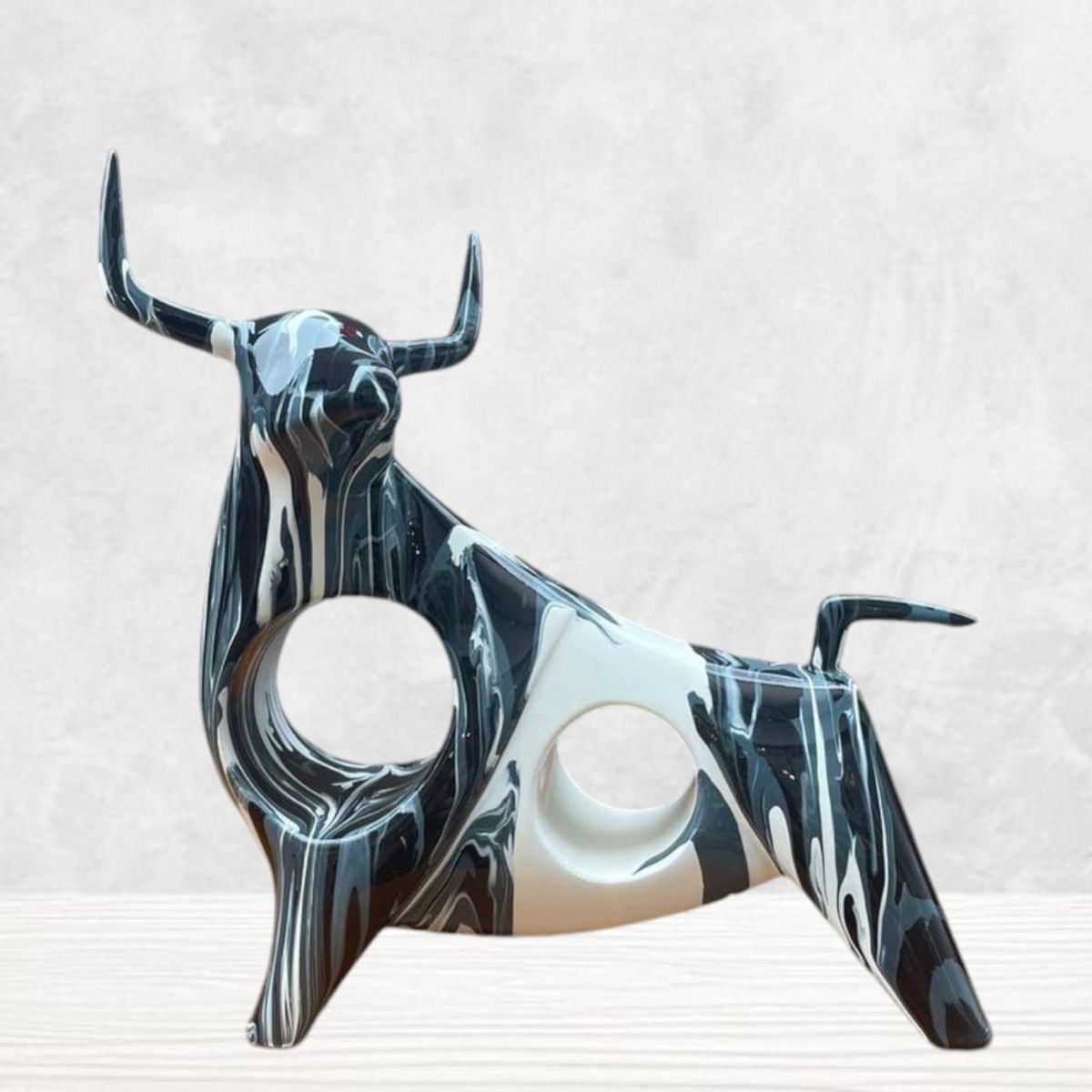 GENERICO - Adornos El Toro Real