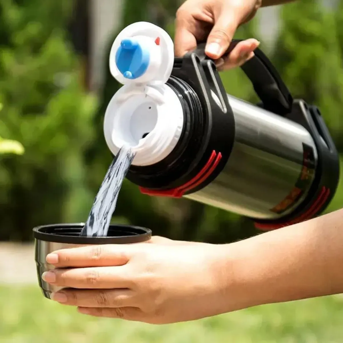 GENERICO - TERMO DE 2 LITROS ♨️☕