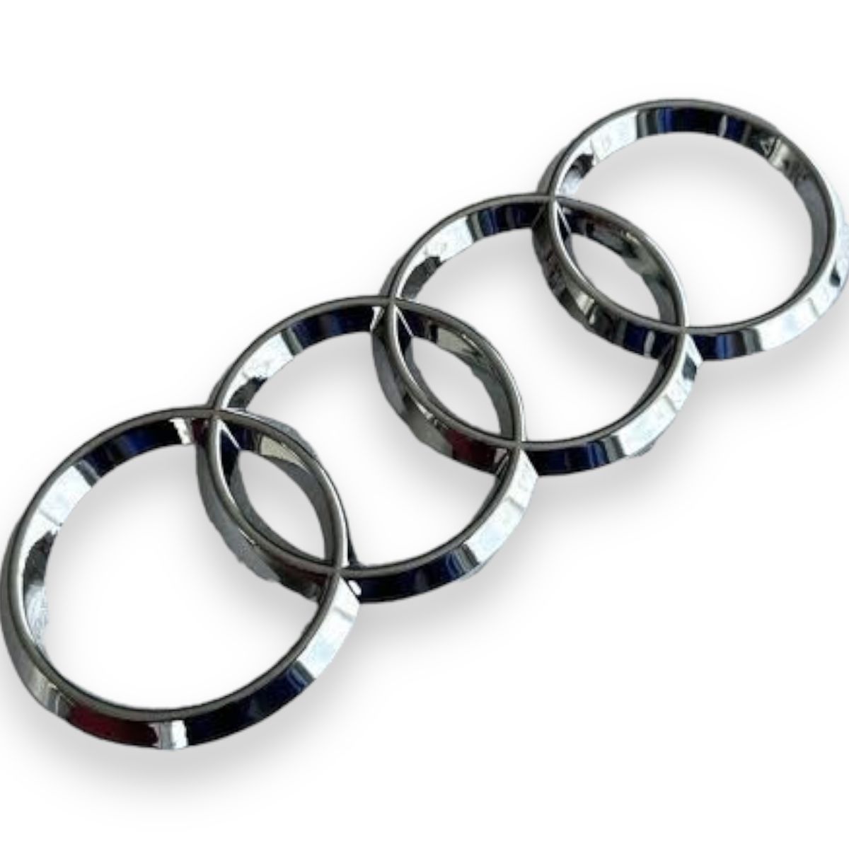 GENERICO - EMBLEMA DE PARRILLA  PARA AUDI