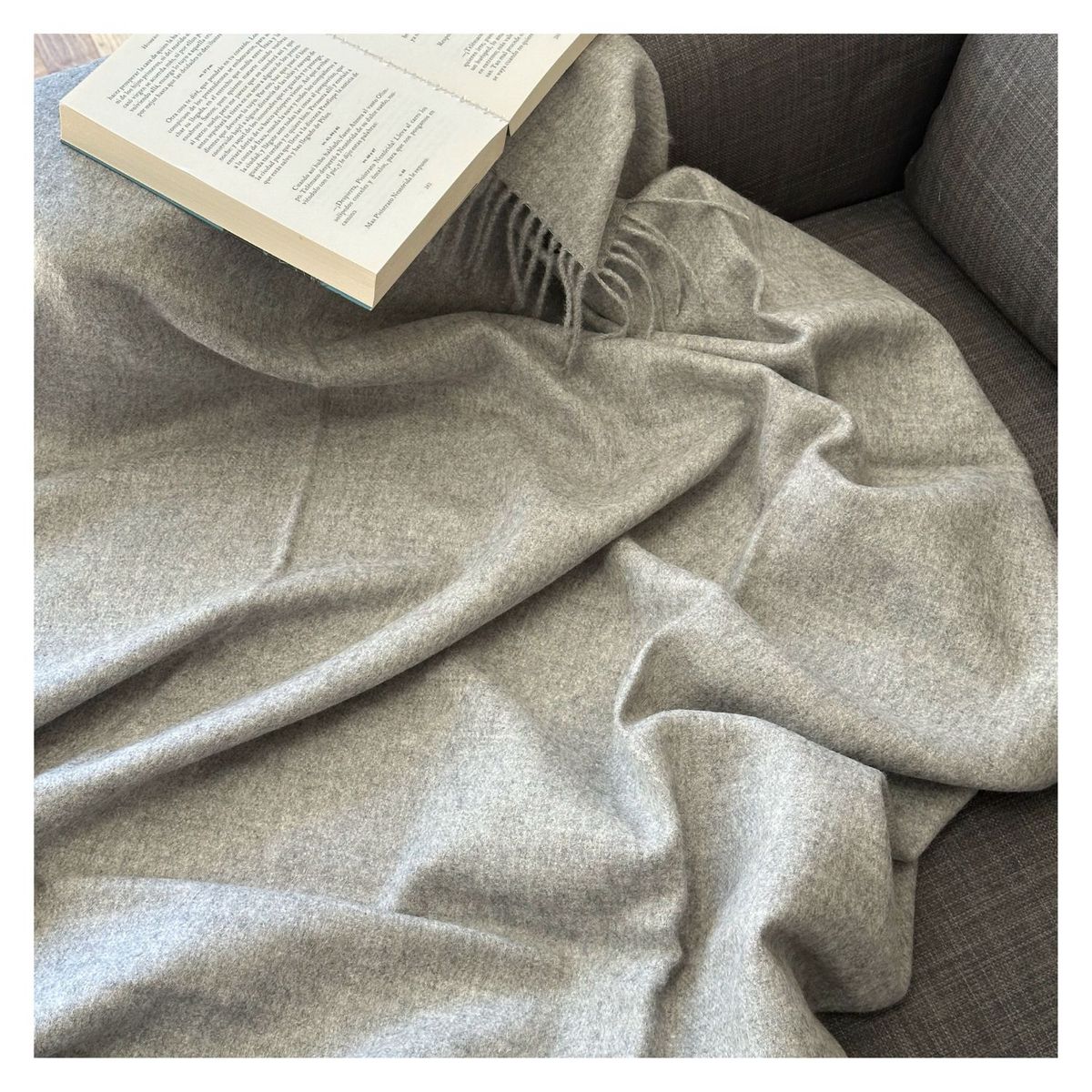 GENERICO - Manta Frazada Gris - 100% Baby Alpaca