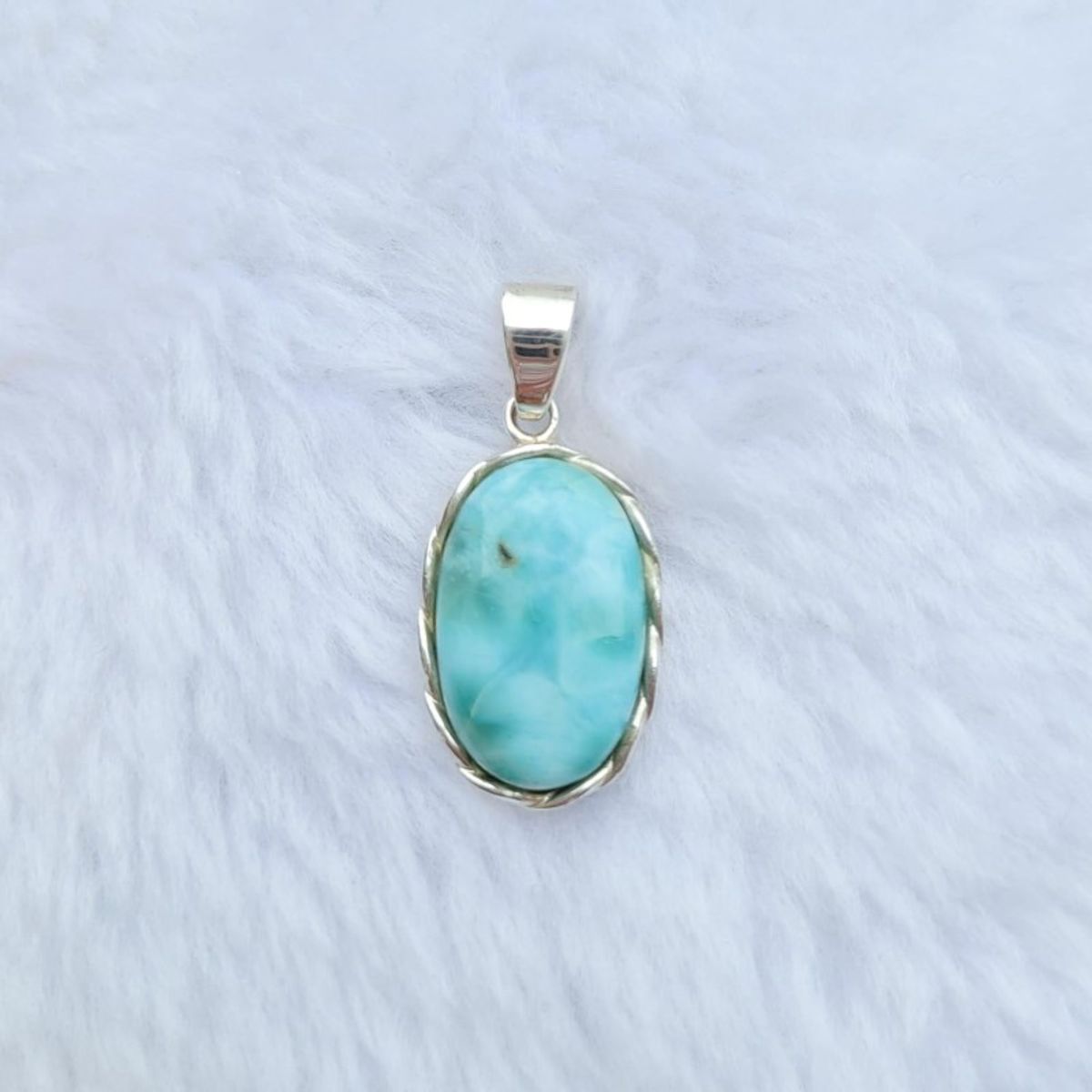 INTUERI - Dije Ovalado Larimar