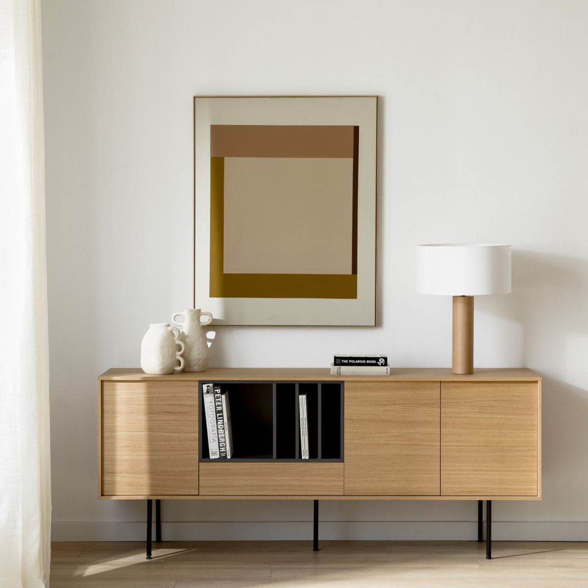 TU MESITA - Aparador Largo Newtón color DunaNegro 3 puertas 1 cajón TU MESITA