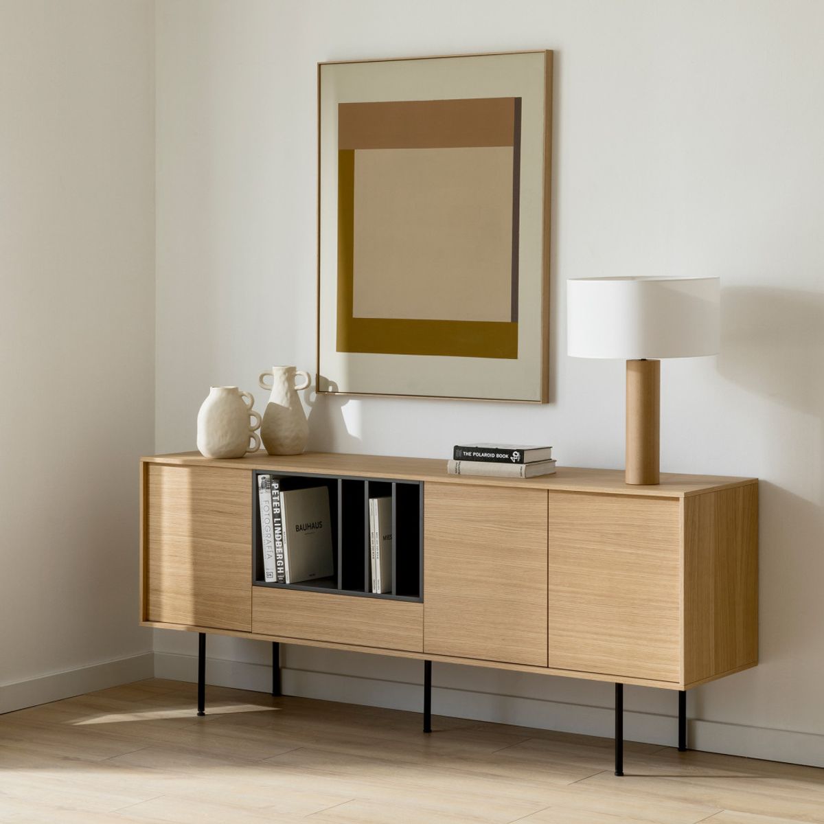 TU MESITA - Aparador Largo Newtón color DunaNegro 3 puertas 1 cajón TU MESITA