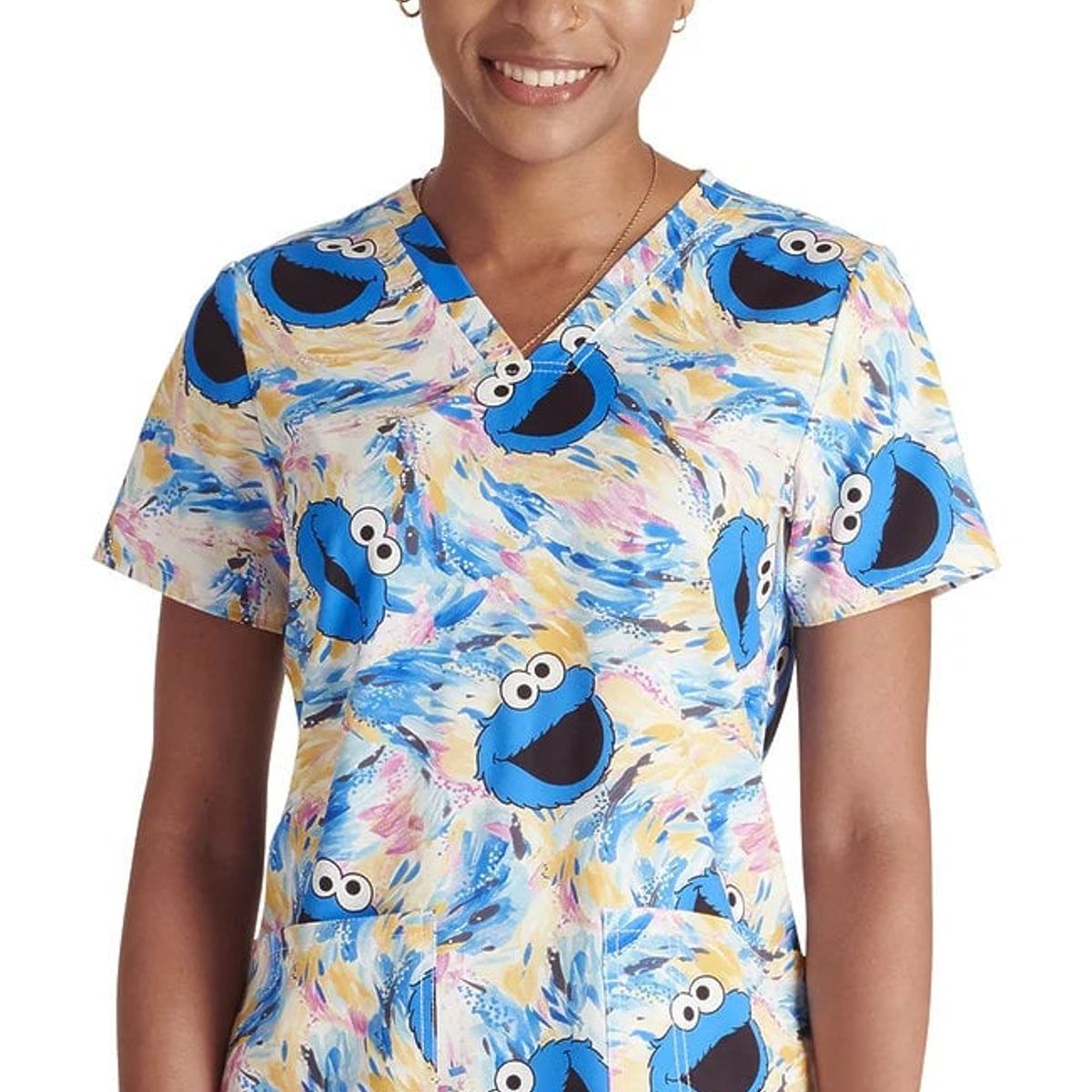 CHEROKEE - Scrub Cherokee  TOONIFORM Blusa con Diseño