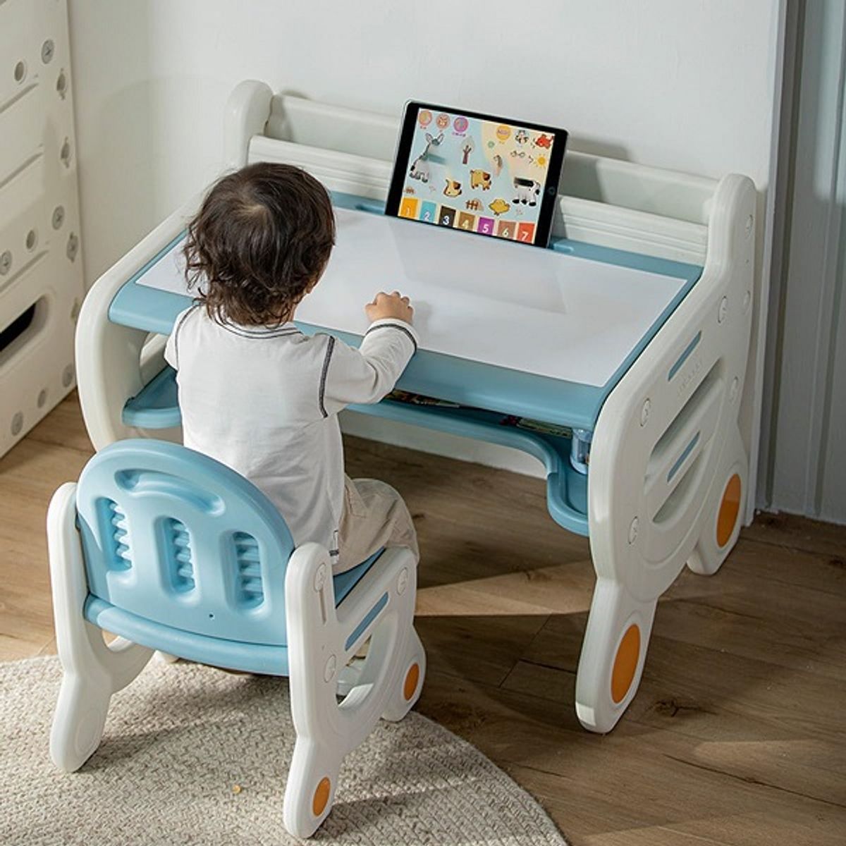 PERU IMPORTACIONES - Mesa Escritorio Pizarra Borrador para  2 a 8 años.