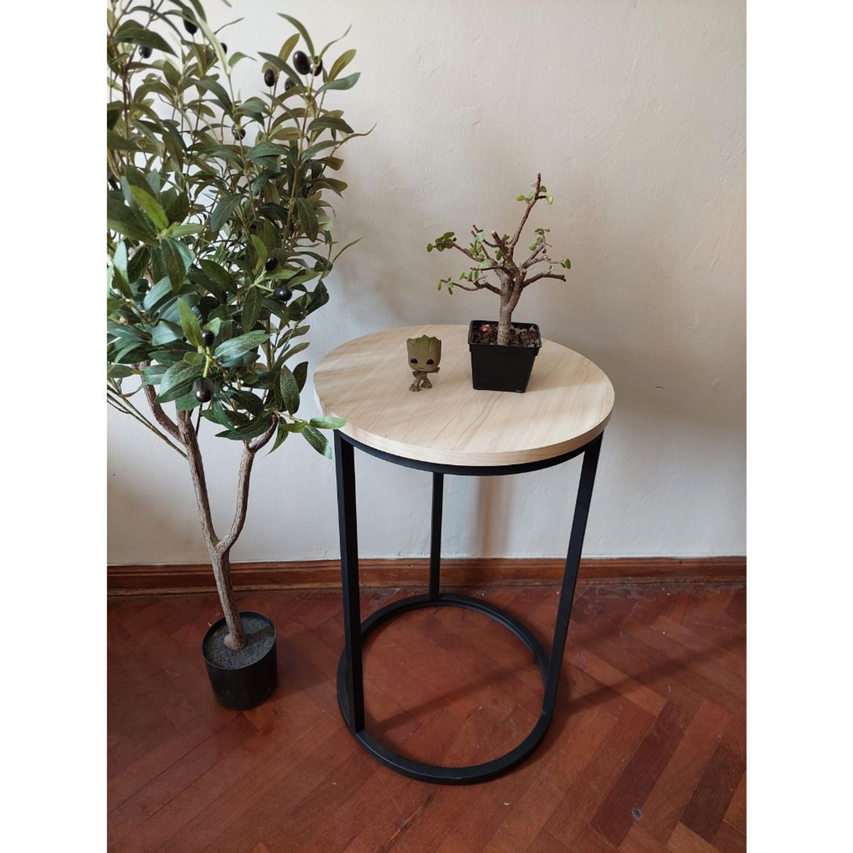 GENERICO - Mesa auxiliar industrial color manzano 40 cm x 60 altura