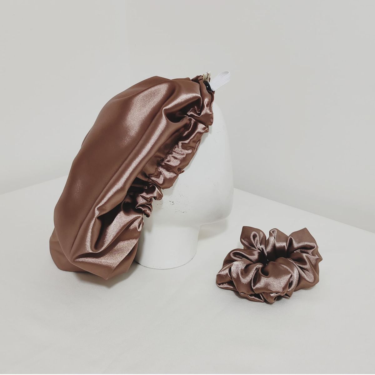 GENERICO - Gorro Antifrizz en Satín para Dormir - Color Topo