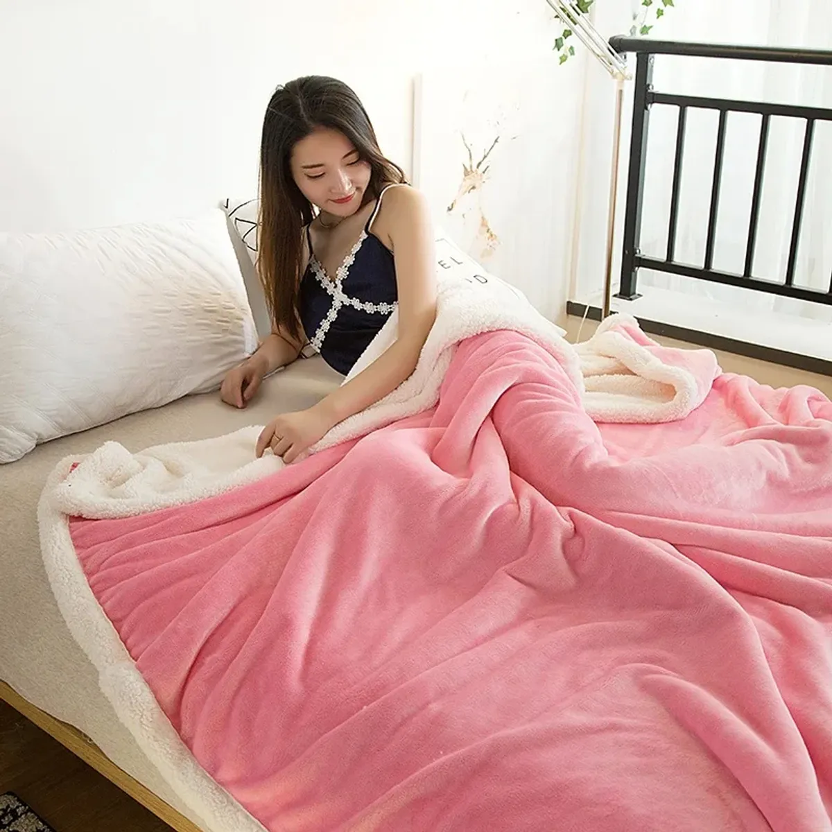 GENERICO - COLCHA DE PIEL DE ANGEL CON CARNERO