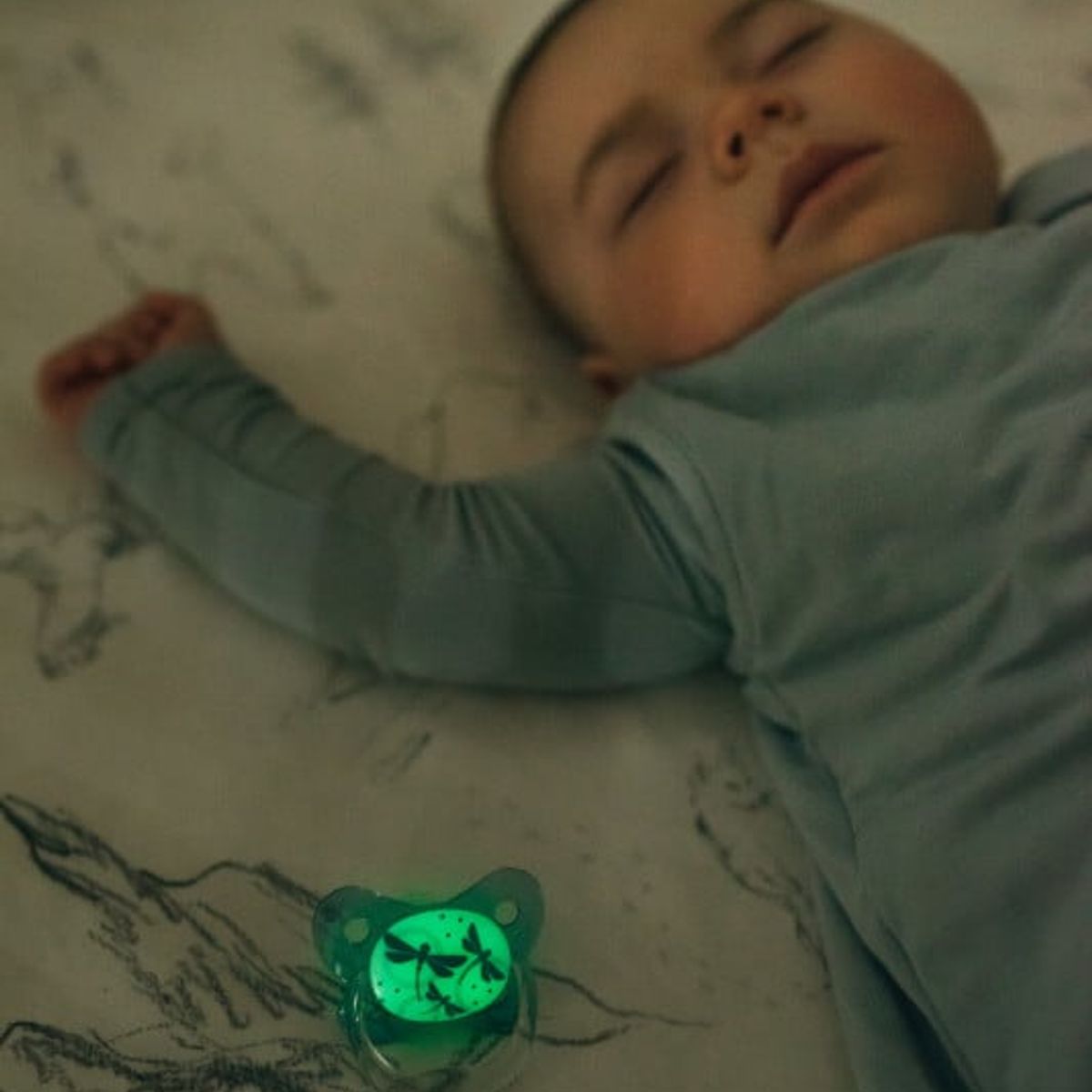 DR BROWNS - Chupón Prevent Brilla en la Oscuridad con tapa - Libelulas