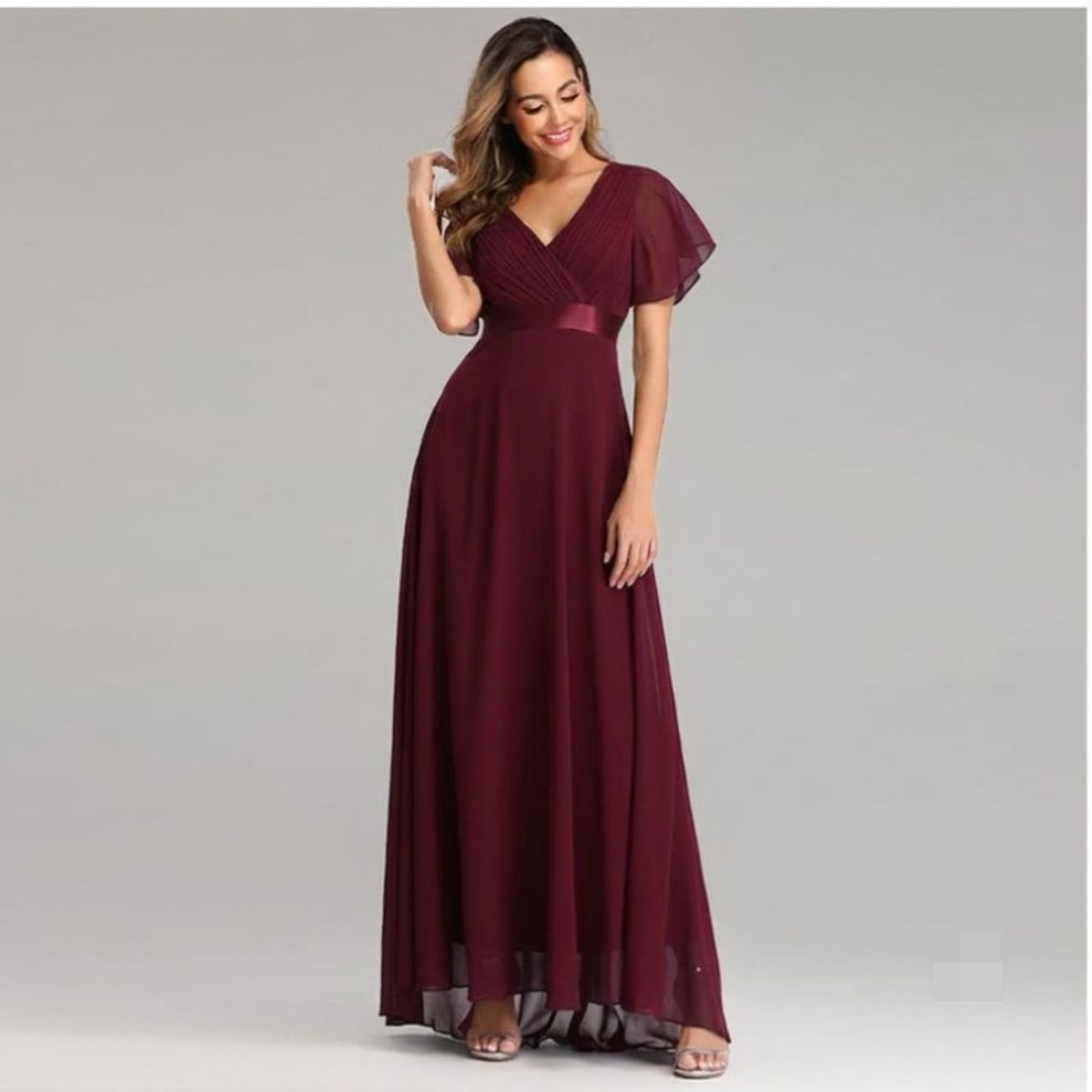 GENERICO - Vestido Largo, Cuello en V Corte Imperial  Vestido Kelly