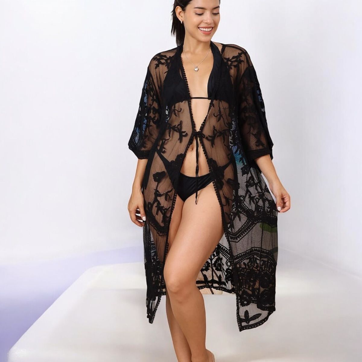 GENERICO - Kimono Rebecca Solnit Color Negro