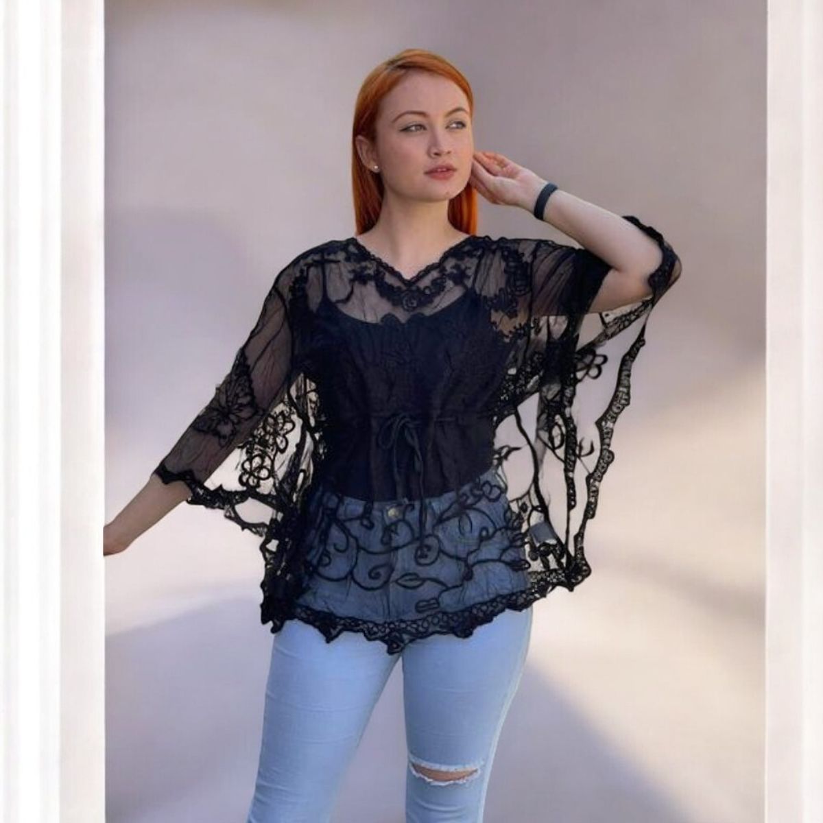 GENERICO - Kimono Tull Detalles Encaje Color Negro