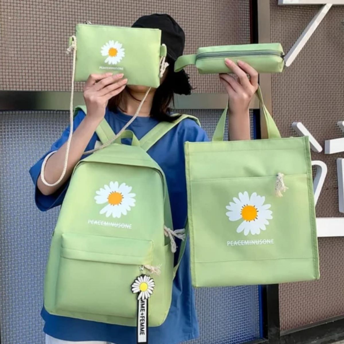 GENERICO - Mochila Kawai Flor Set 4 en 1 Bolso Cartuchera de Damas Niñas