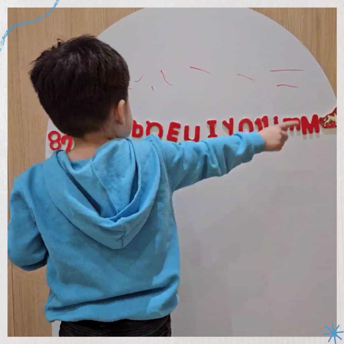 PZR PIZARRAS ADHESIVAS - Pizarra Adhesiva Magnética Infantil Arco Blanco 115 x 75 cm