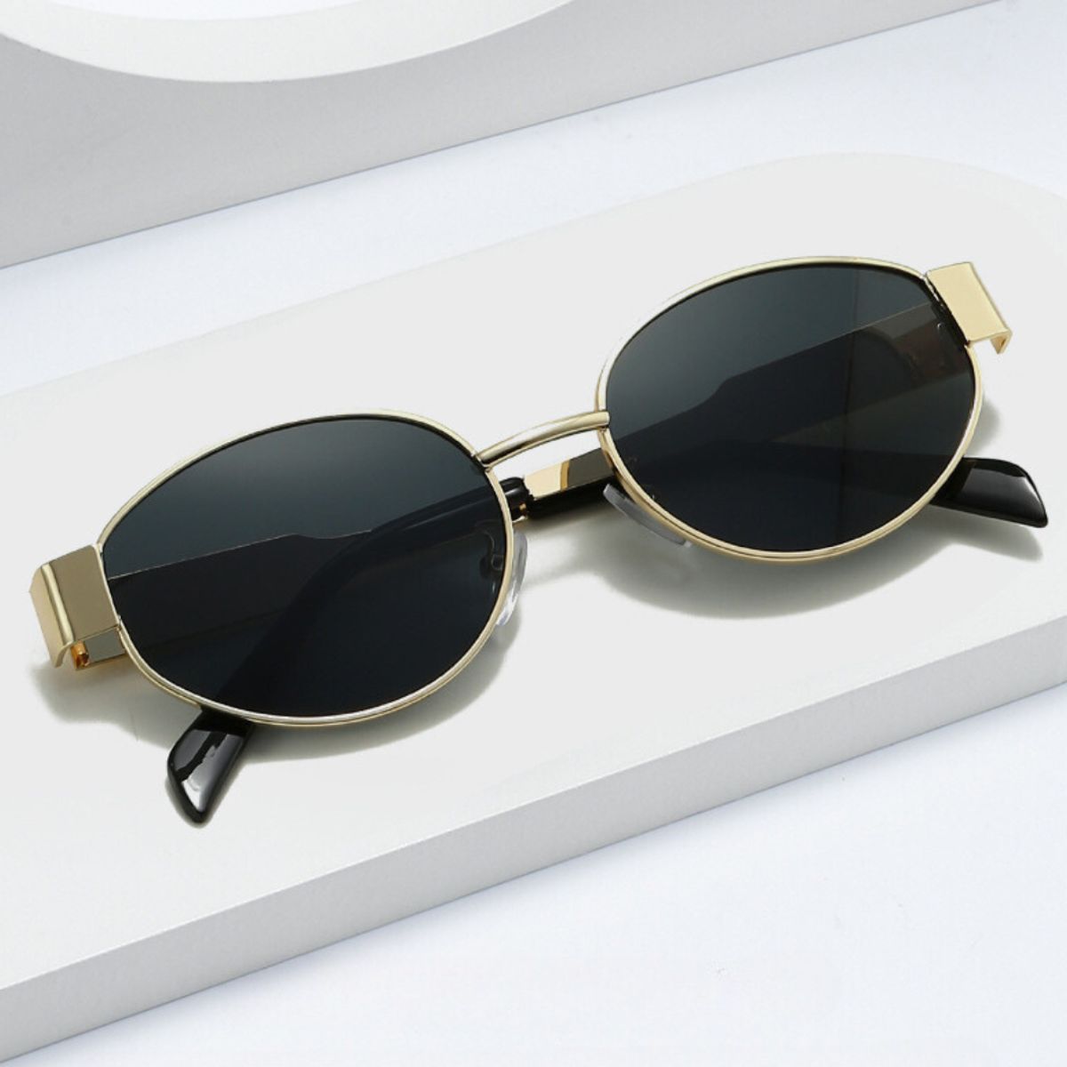 KAST PE - Gafas Lentes de Sol Runway Negro y Dorado Incluye estuche