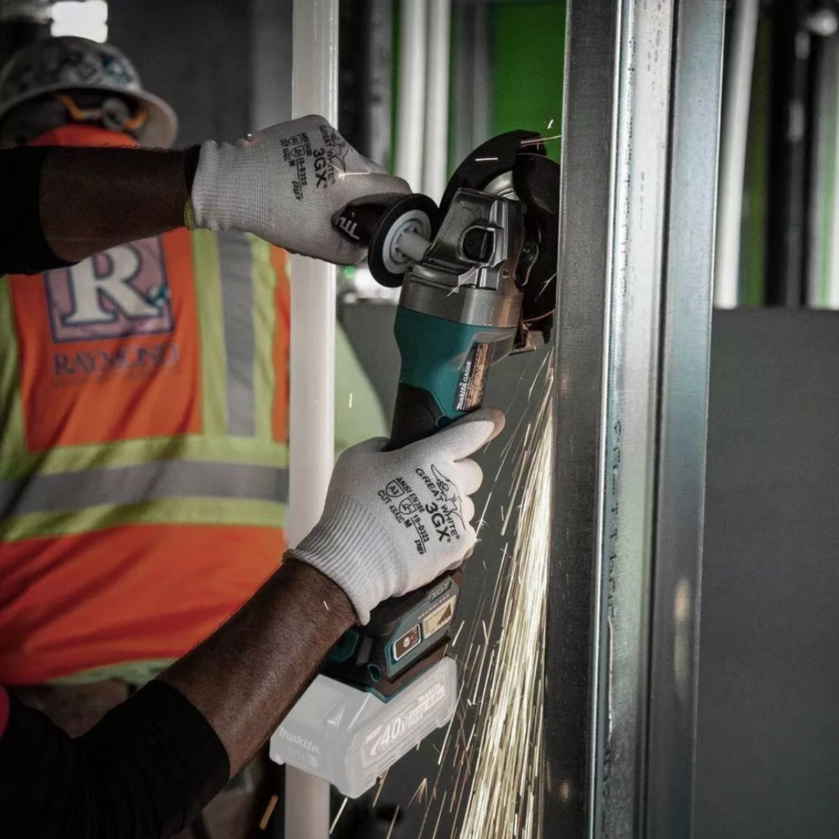 MAKITA - Esmeril Amoladora Xgt Makita 4 1/2 40v Ga015gz Max Sin Bat.