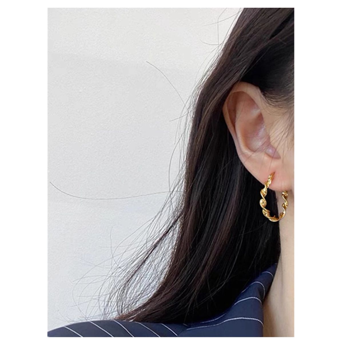 GENERICO - ARETES DE ARITO EN ONDA GIRANTE