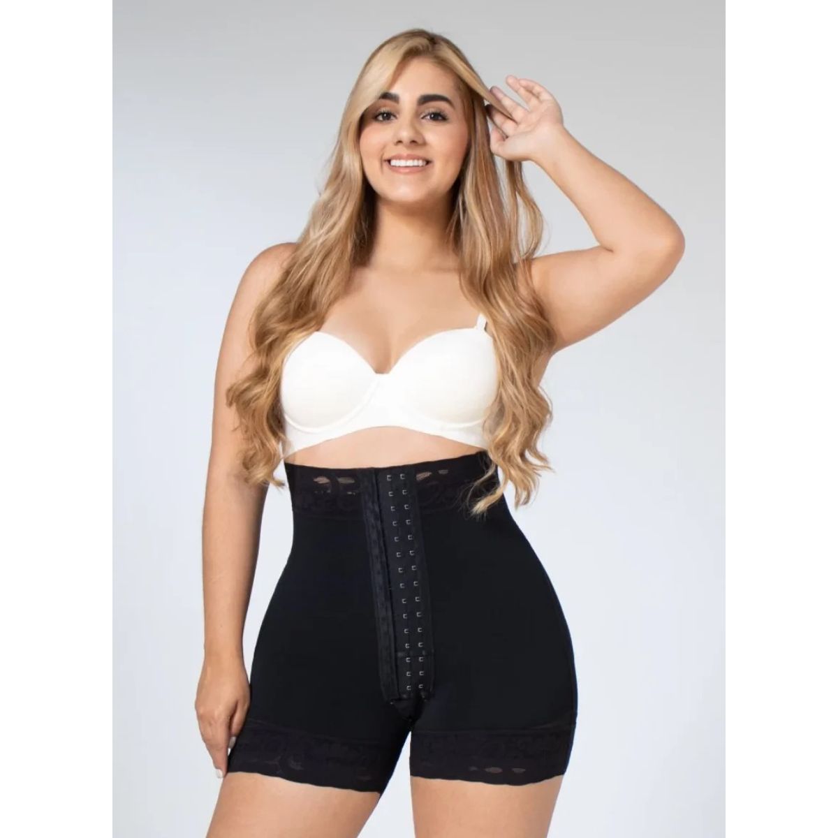 FAJITEX - Short levanta cola, talle alto, extra corto, con cuatro broche 034656