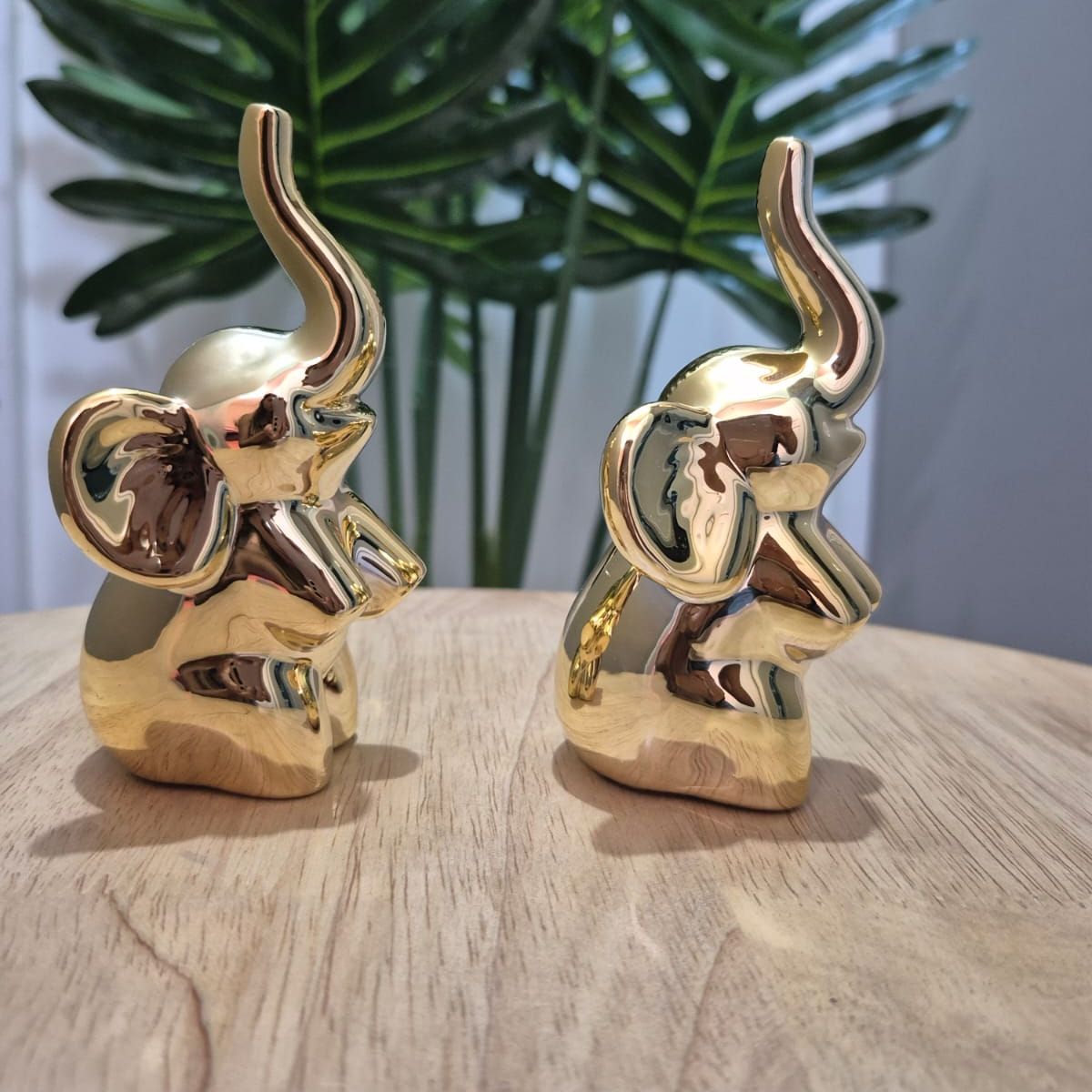 GENERICO - Pack De 2 Mini Elefantes Chispas