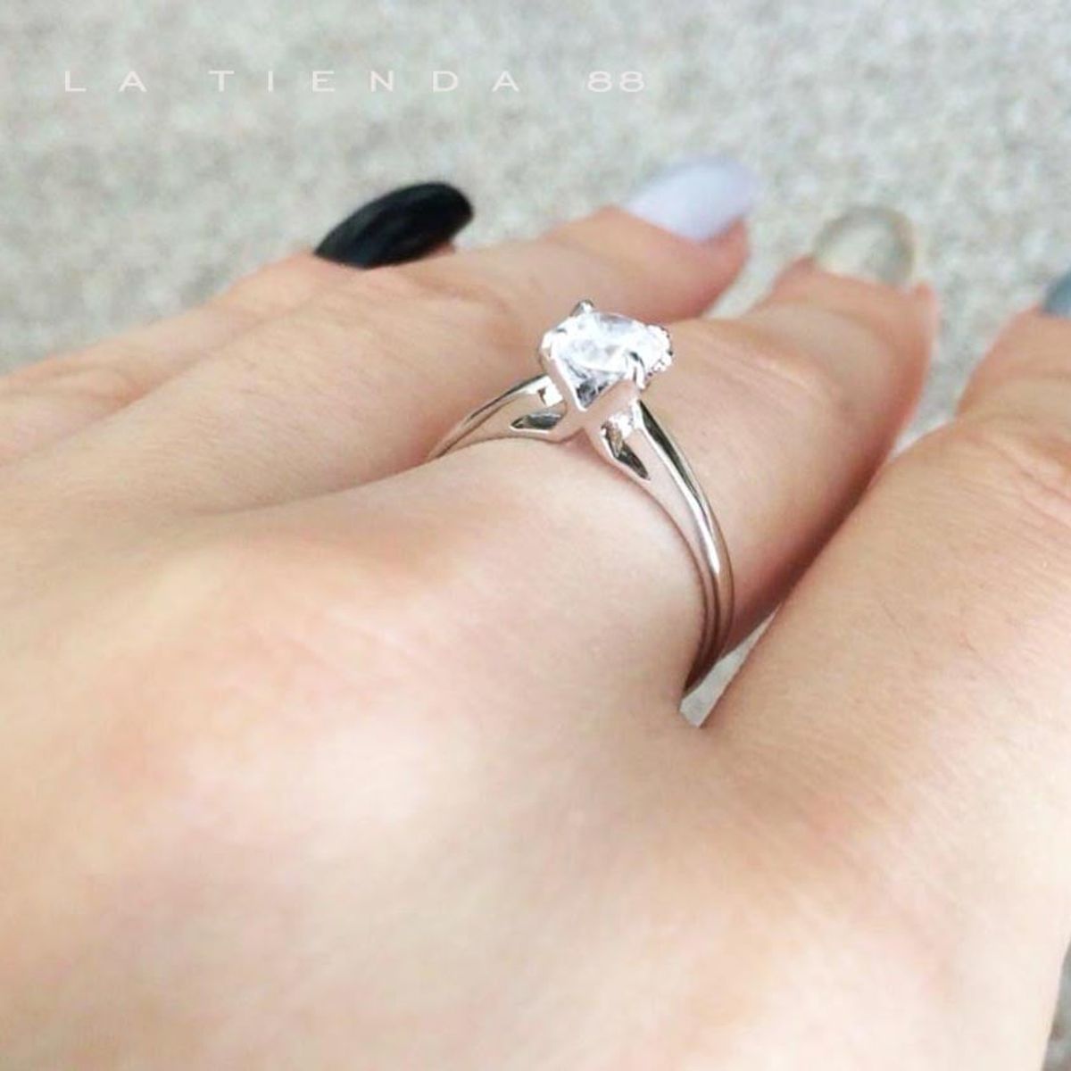 LA TIENDA 88 JOYAS Y ACCESORIOS - La Tienda 88 - Anillo de Boda Mujer Bañado En Oro De 18k. - Blanco