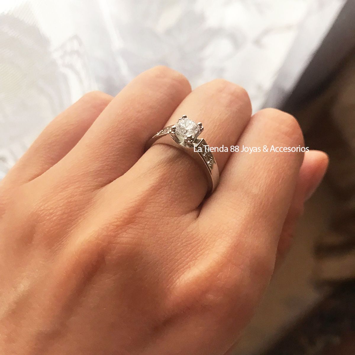 LA TIENDA 88 JOYAS Y ACCESORIOS - La Tienda 88 - Anillo De Compromiso Mujer Bañado en Oro 18k - Blanco