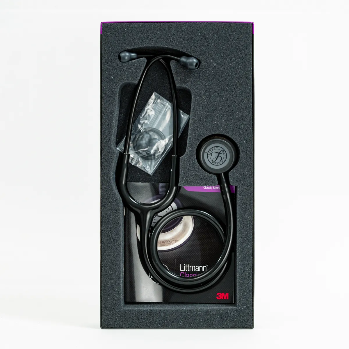 LITTMANN - Estetoscopio Littmann® Classic III™ - Black Edition - Código 5803