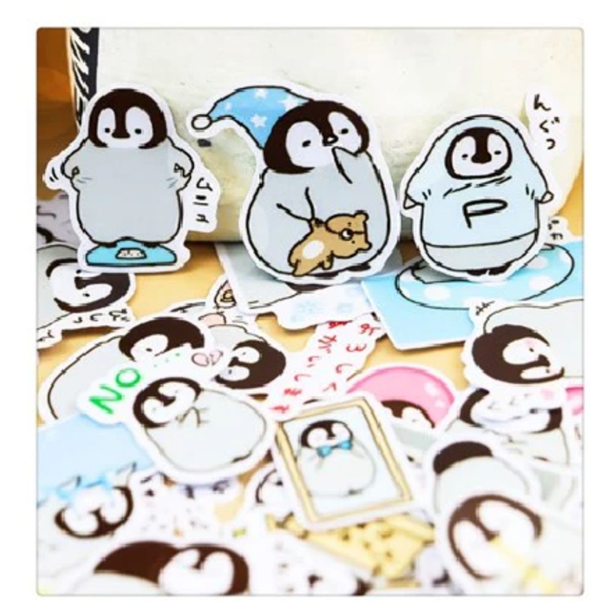 GENERICO - pack 45  stickers impermeables Pinguinos