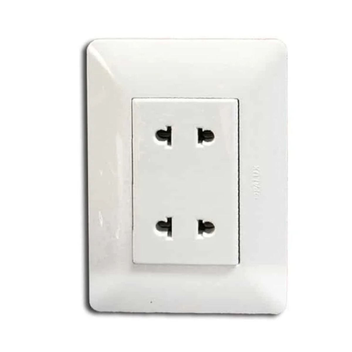 OPALUX - Tomacorriente Doble Universal 2 Polos BM1204 OPALUX