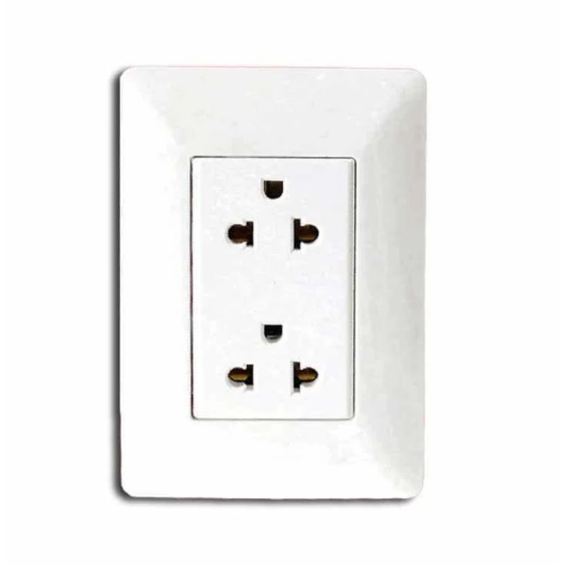 OPALUX - Tomacorriente Doble Universal con Línea Tierra BM1208 OPALUX
