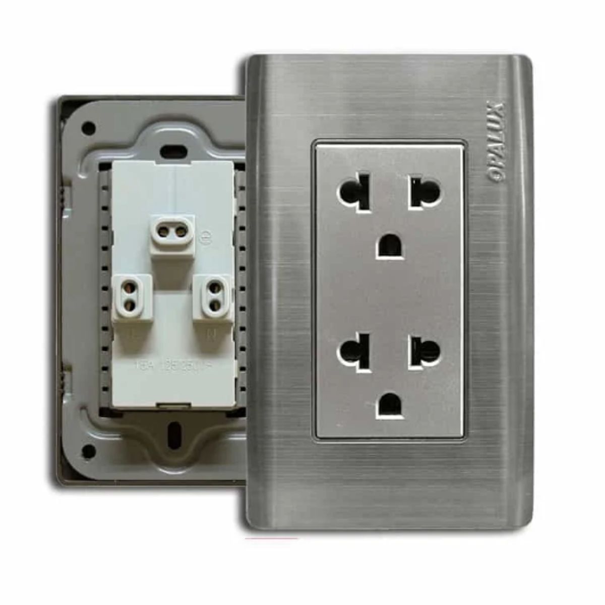 OPALUX - Tomacorriente Metálico Doble Universal 2 Polos con Línea Tierra