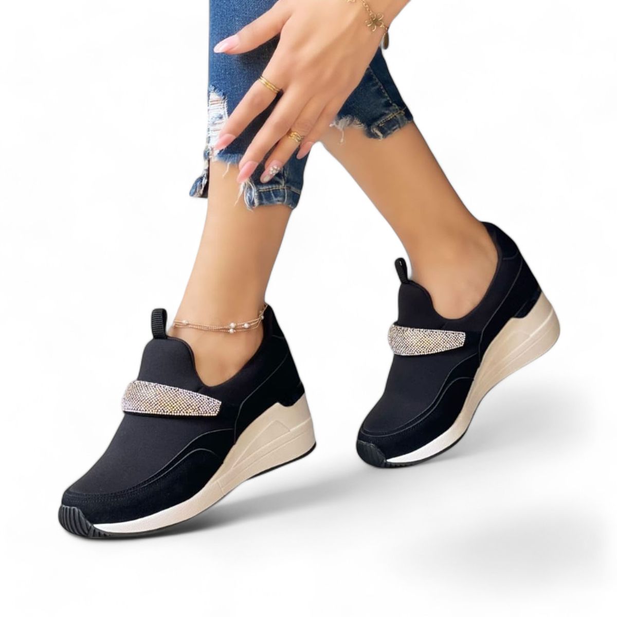 GENERICO - Zapatilla taco 5 BRILLO SUPERIOR 2046l-50 COLOR NEGRO.-