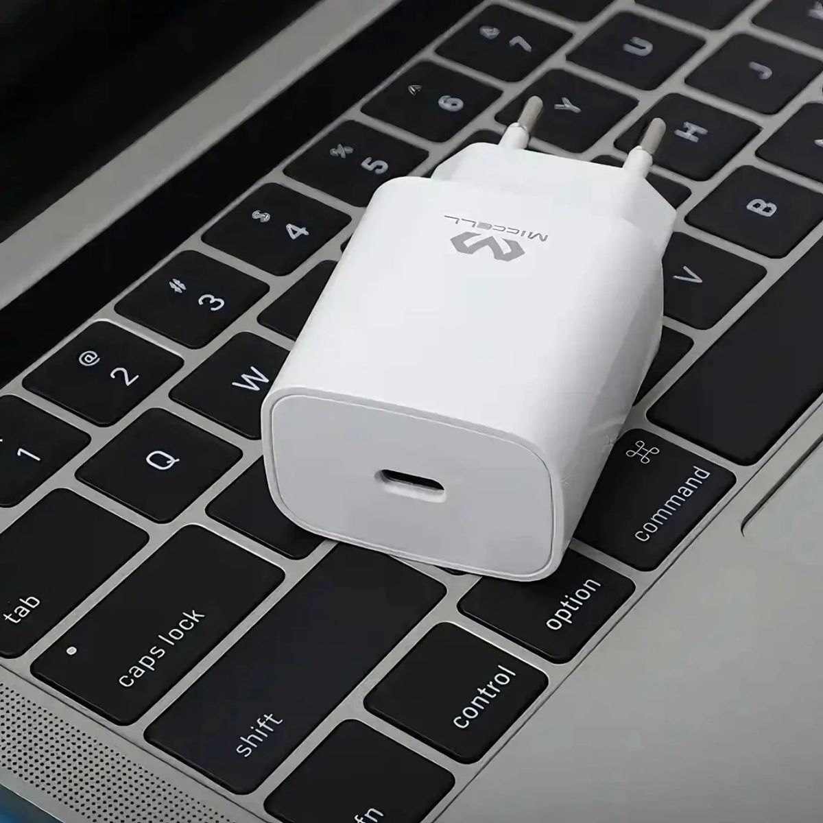 GENERICO - Cargador Rápido PD Tipo-C 20W VQ-PD001