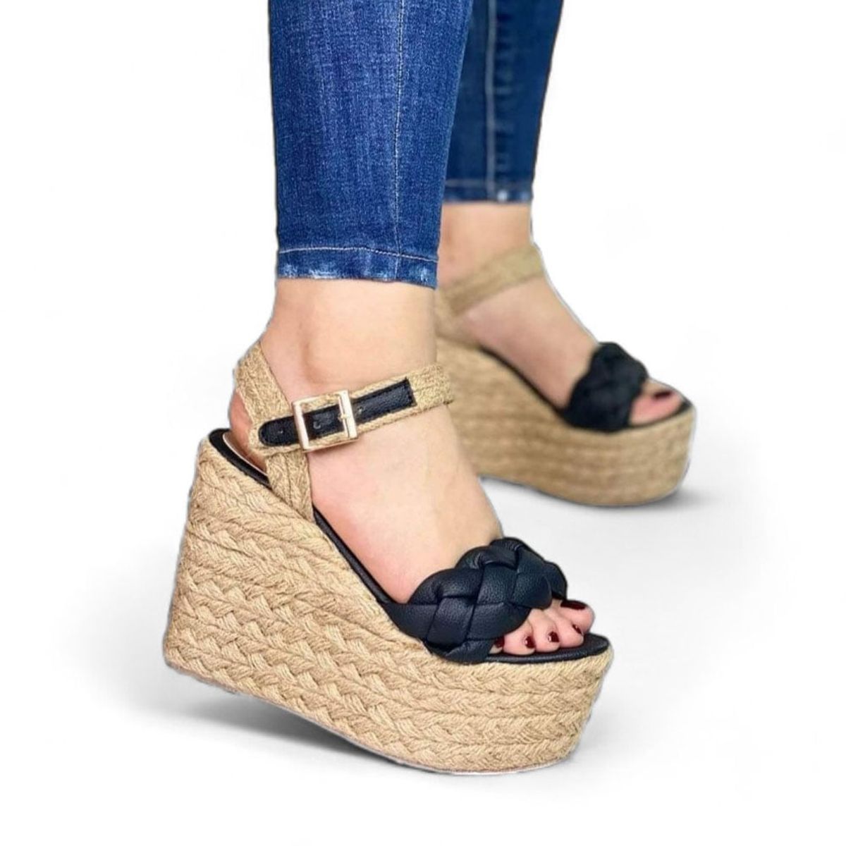 GENERICO - Sandalia Mujer Plataforma 12 Trenzas 2086L-55 Color Negro