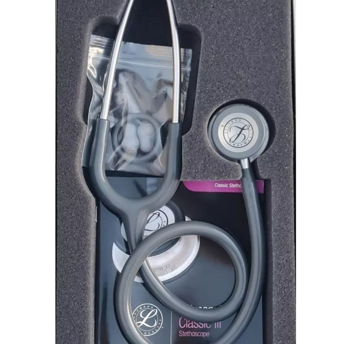 LITTMANN - Estetoscopio 3m littmann classic iii  5621  + Estuche