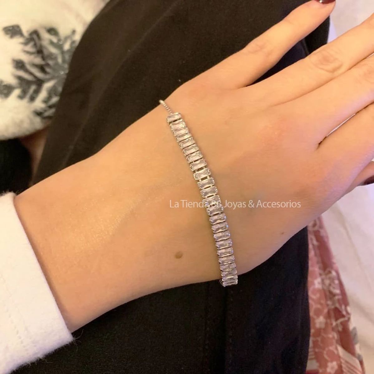 LA TIENDA 88 JOYAS Y ACCESORIOS - La Tienda 88 - Pulsera Brazalete Bañado en Oro de 18k - Amarillo