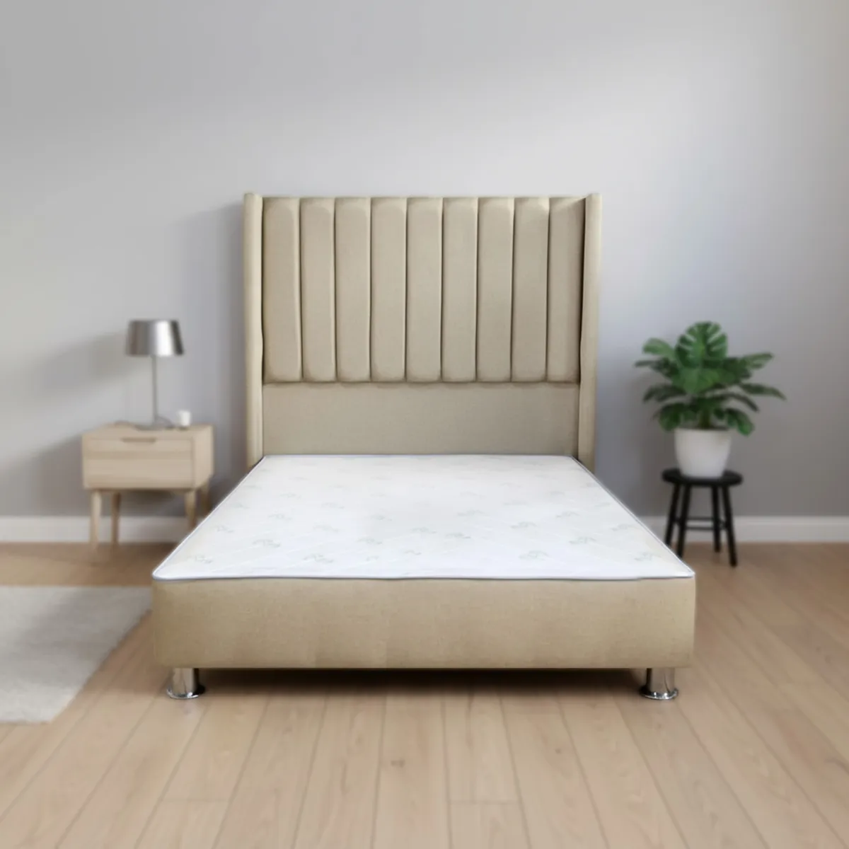 MUEBLES MACRUMO - Cama tapizada Barcelona - 1.5 Plz - Tela Antifluido Beige + Almohada