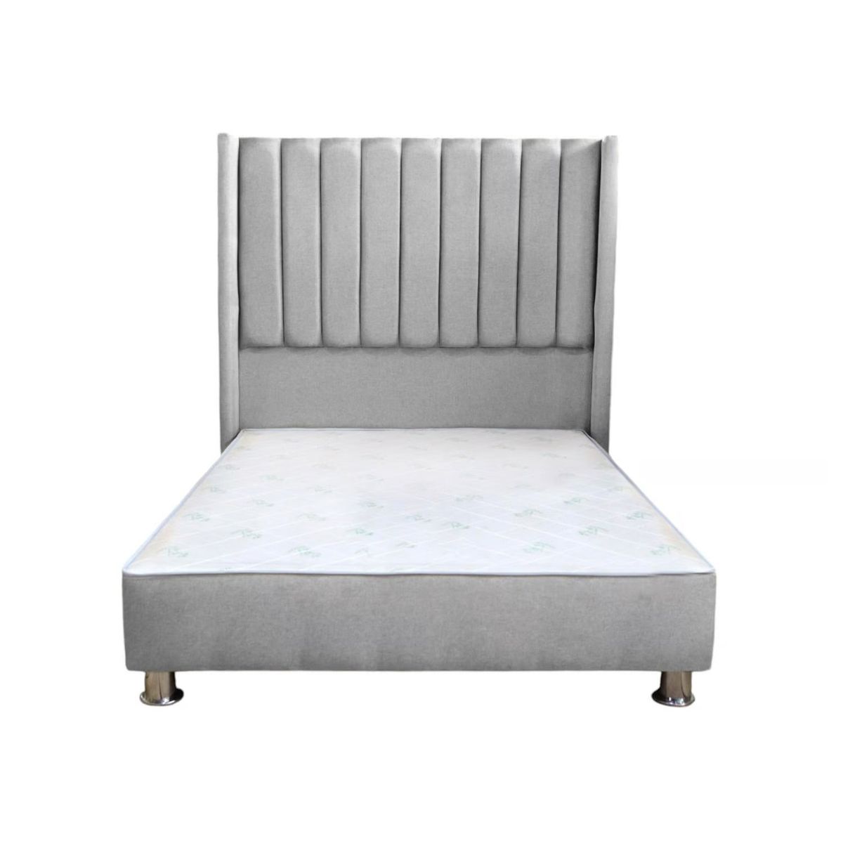 MUEBLES MACRUMO - Cama tapizada Barcelona - 1.5 Plz - color gris plata