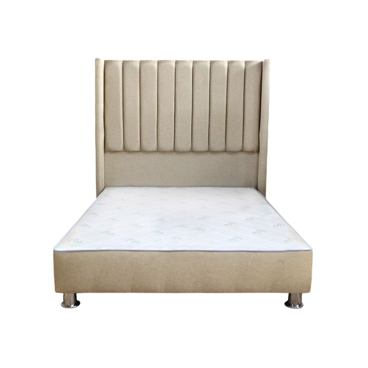 MUEBLES MACRUMO - Cama tapizada Barcelona - King - color beige