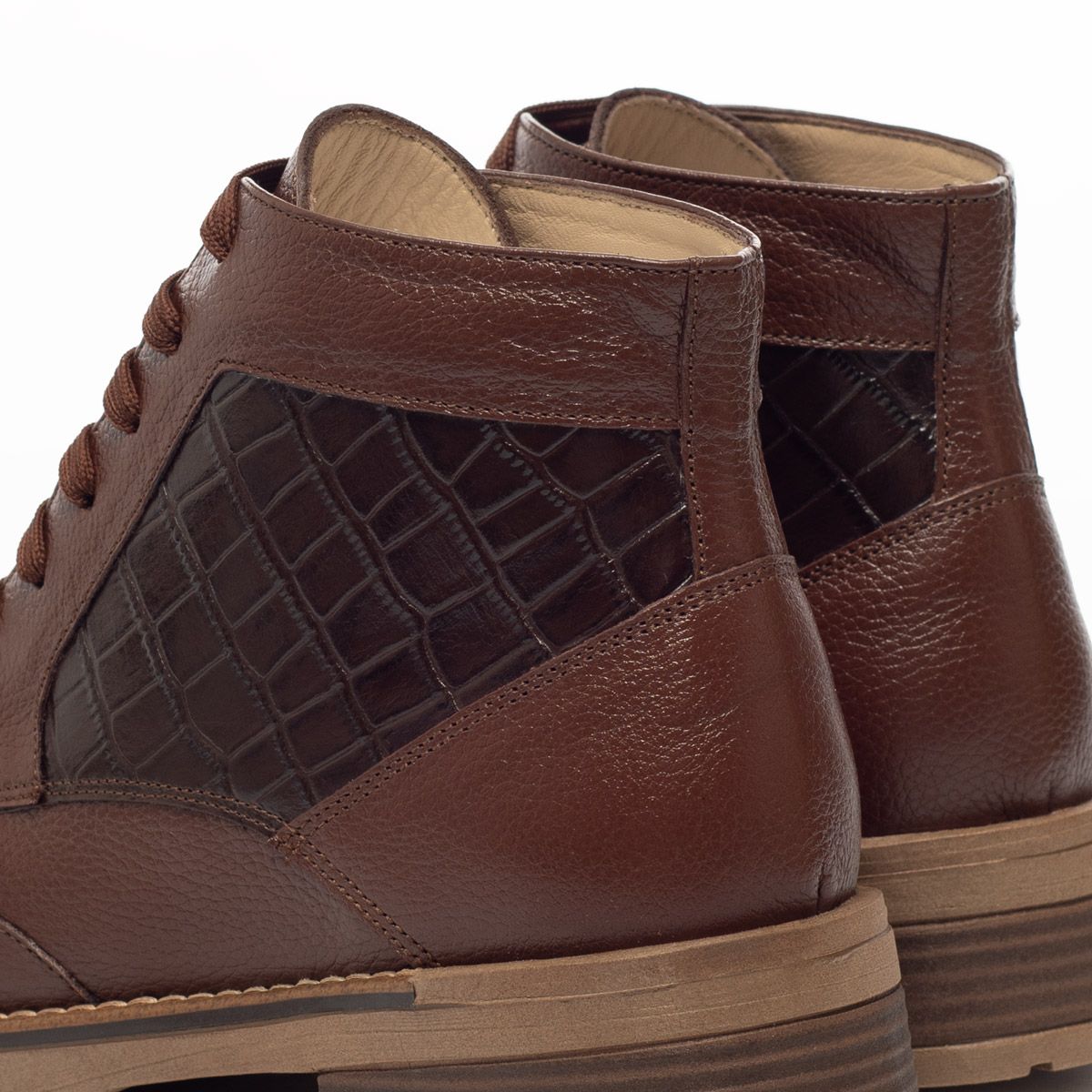 WALKING - Botín de Cuero Canela Mujer KB018