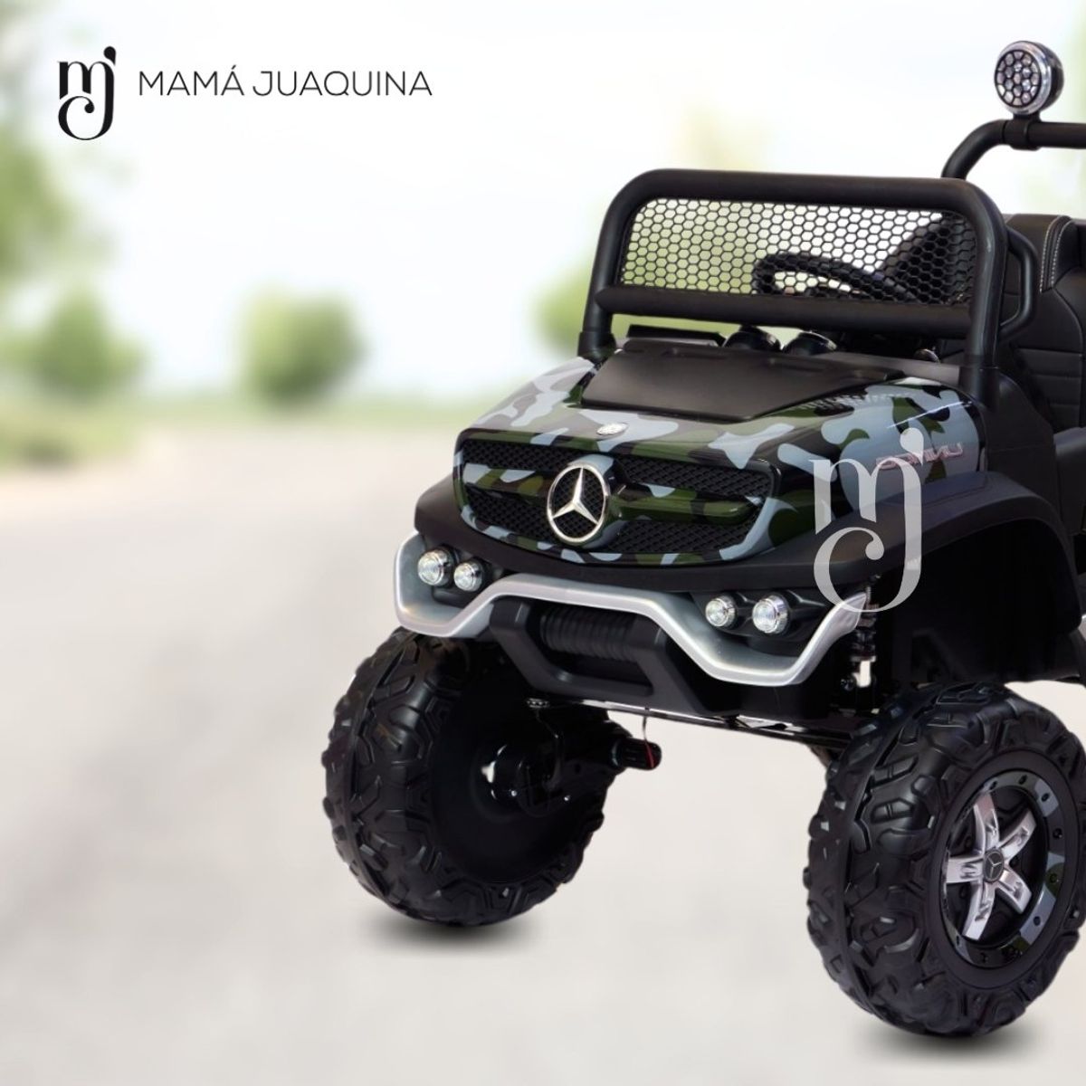 MERCEDES BENZ - Carro a Batería 4 x 4 «OBELIX» Todo Terreno Camuflado