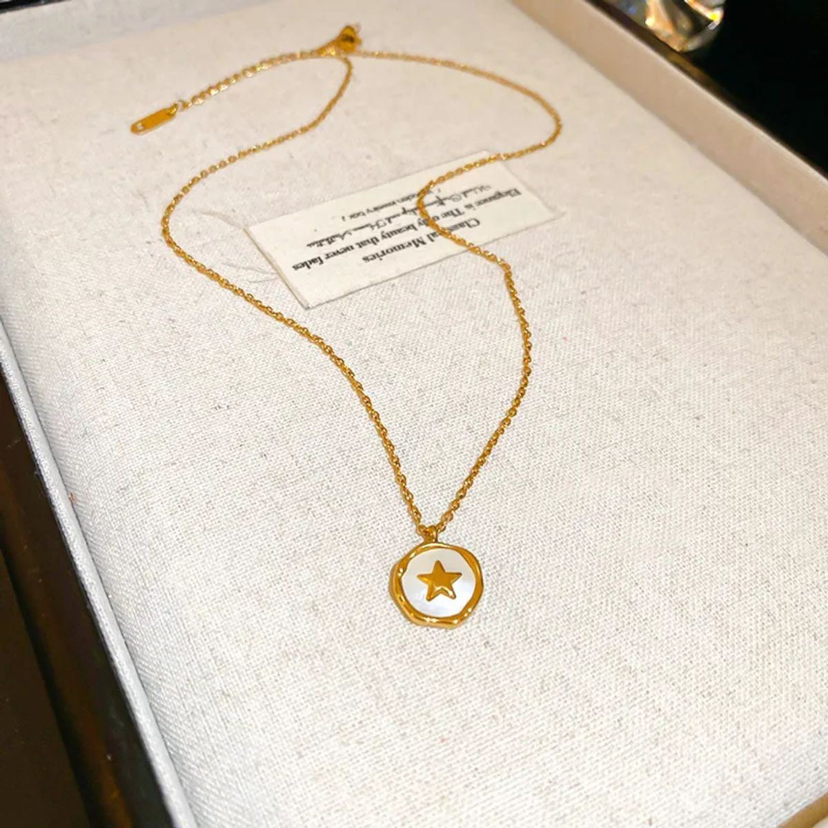 GENERICO - Collar para Mujer Clásico con Colgante estrella en Acero Titanio