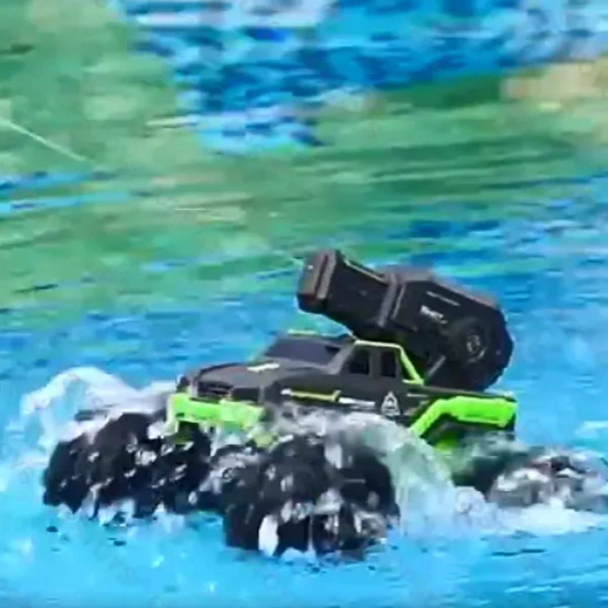 GENERICO - MONSTER TRUCK ACUATICO