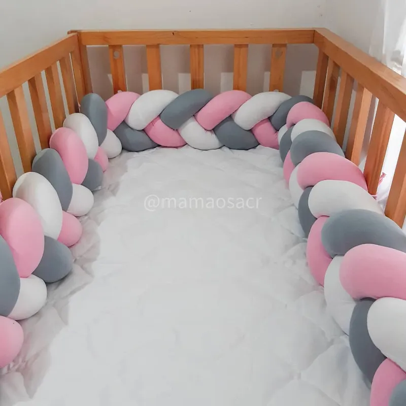 GENERICO - Trenza protector de cuna 3 metros Blanco, plomo y rosado