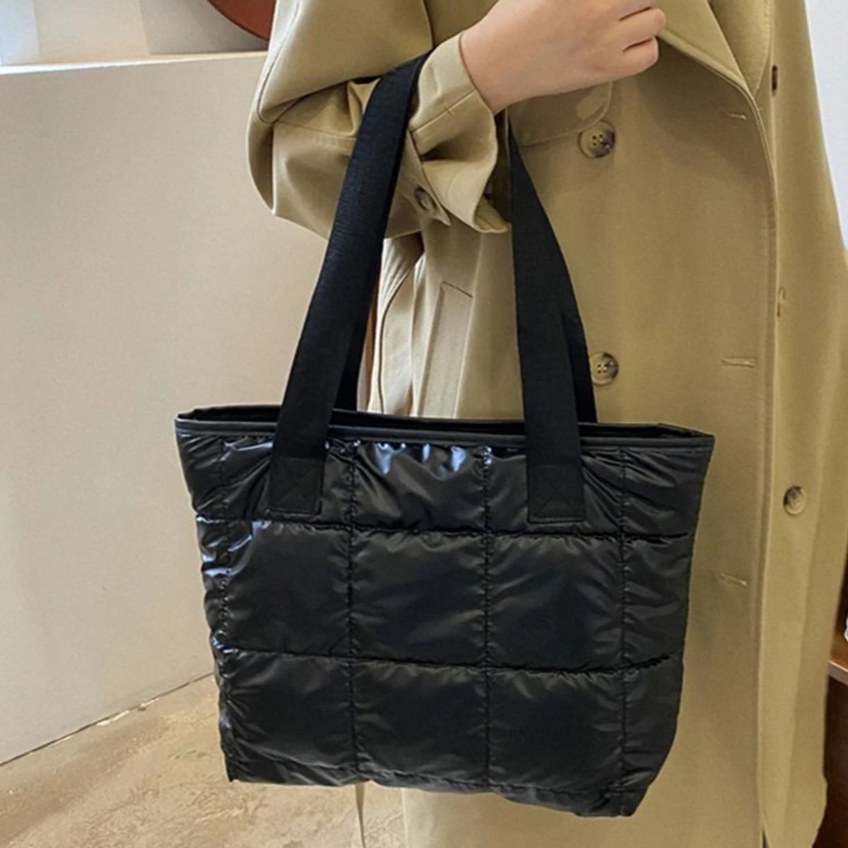 GENERICO - Bolso Hombro Mano Tote Bag Negro Puffer Shopper  Mujer Viaje Genieka