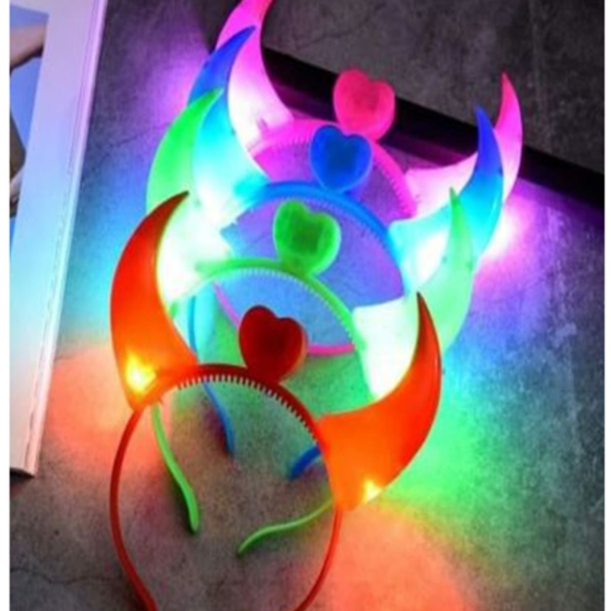 GENERICO - VINCHA HALLOWEEN DISEÑO DIABLITA CON LUCES LED