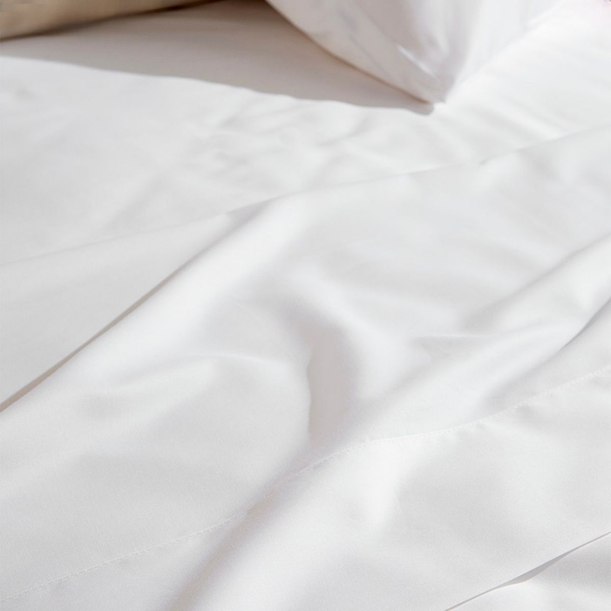 ISATEX HOME - Juego de Sábanas Lisas 100% Bambú 300 Hilos Blanco Queen
