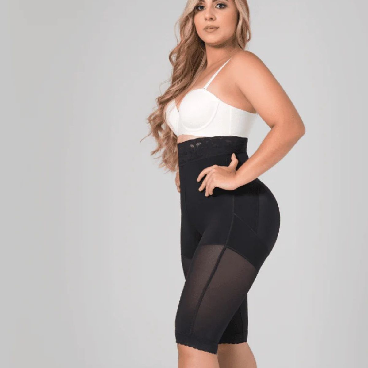 FAJITEX - Short levanta cola , Talle alto, capri levanta cola 034570