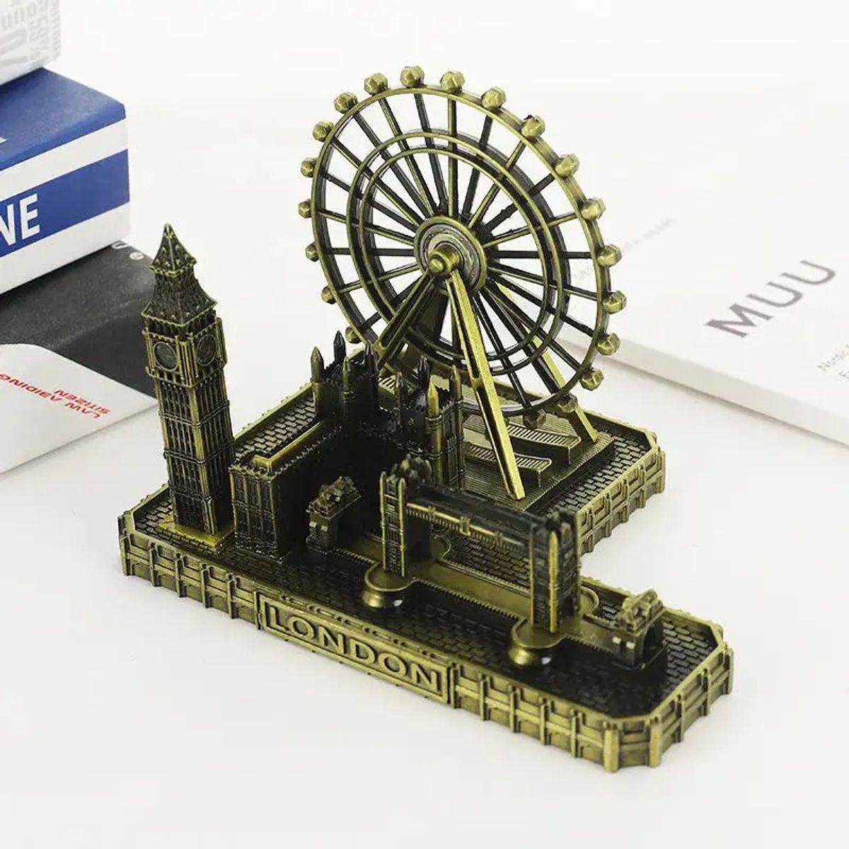 GENERICO - Miniatura Londres Big Ben y London Eye en Metal Vintage