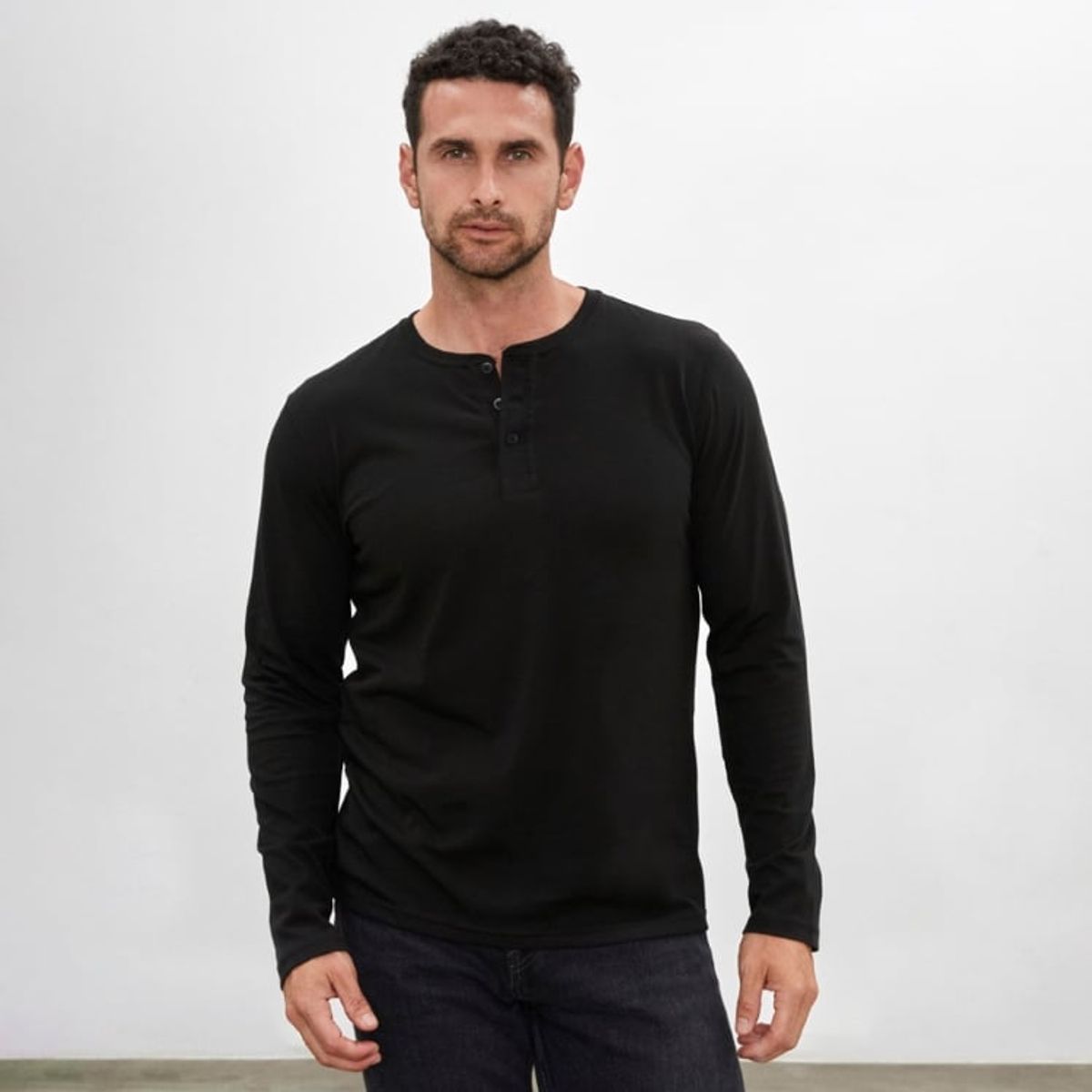 DROP THE LABEL - Polo Negro Henley Manga Larga para Hombre Drop the Label Algodón Pima